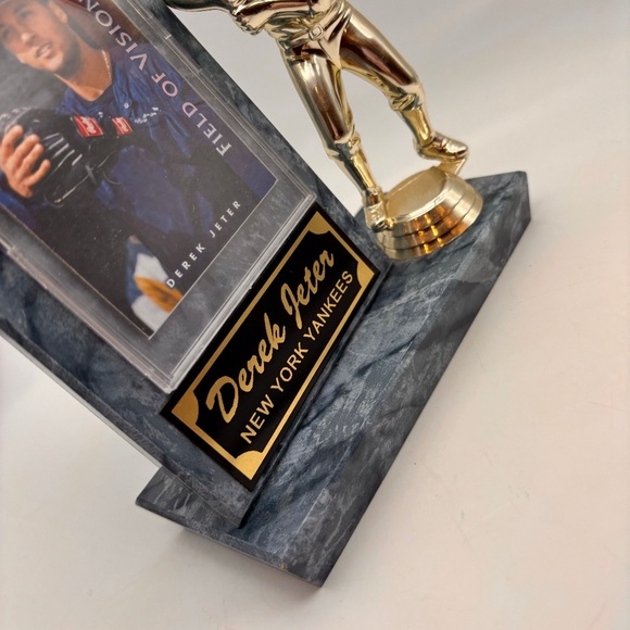 VTG New York Yankees Derek Jeter Field of Vision Card Decorative Plaque - Picture 4 of 12